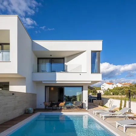 Oliva Holiday home Mandre