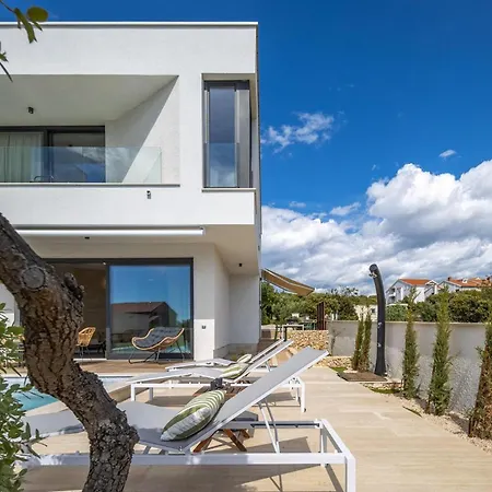 Oliva Holiday home *